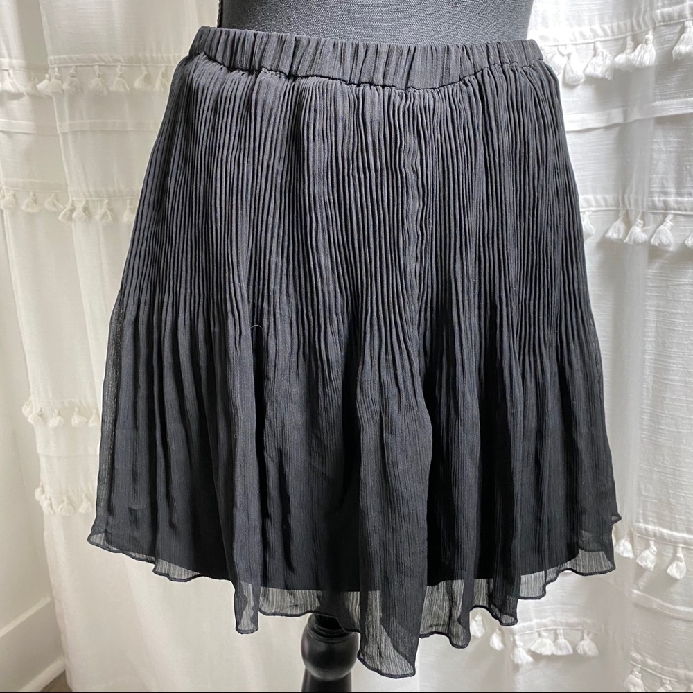 Zara Trafaluc Pleated Mini Skirt